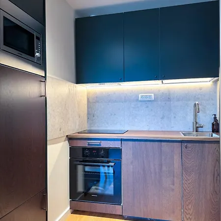Kulkoosh Park King-size Bed Apartment *